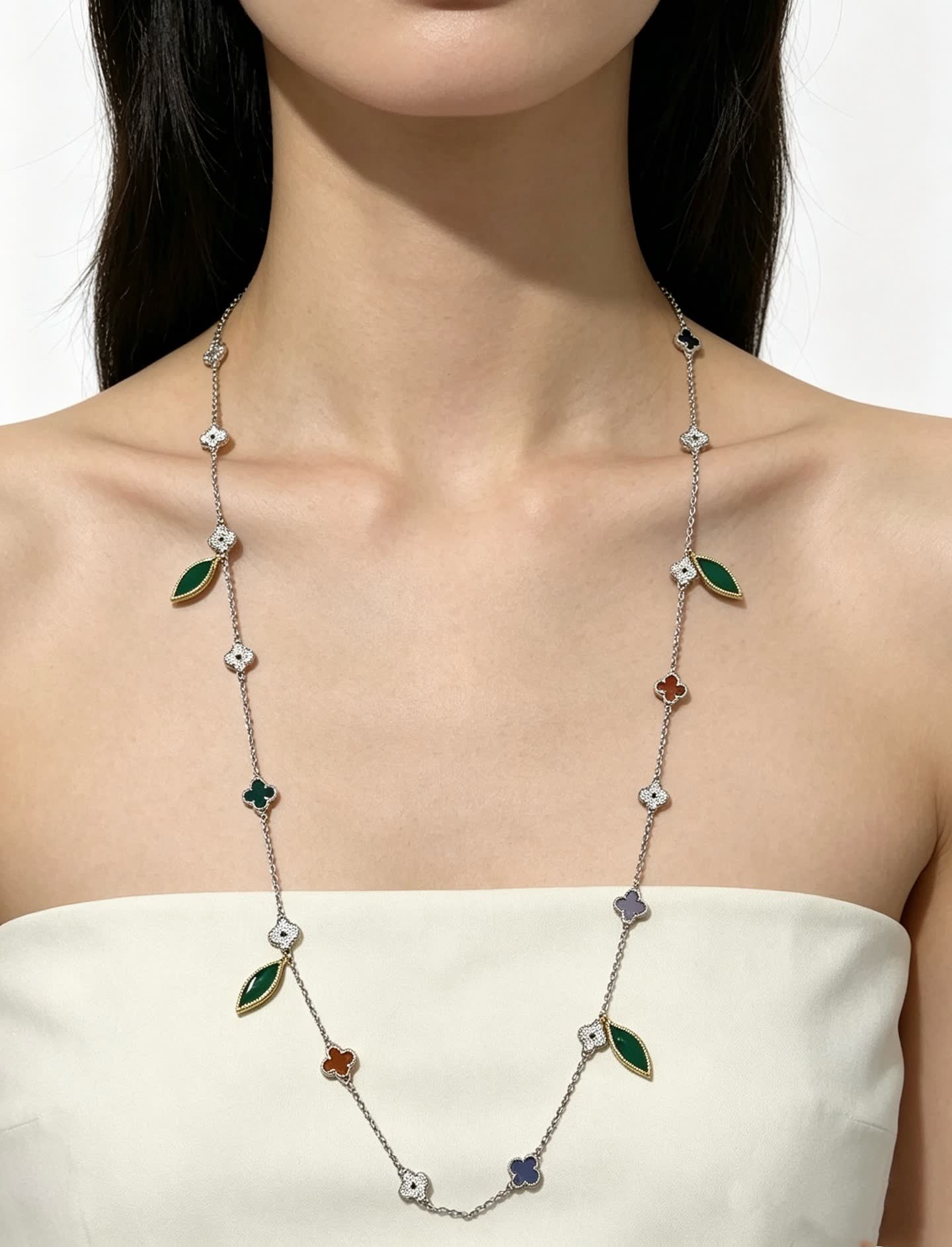 Van Cleef & Arpels Alhambra Diamond and Enamel Necklace